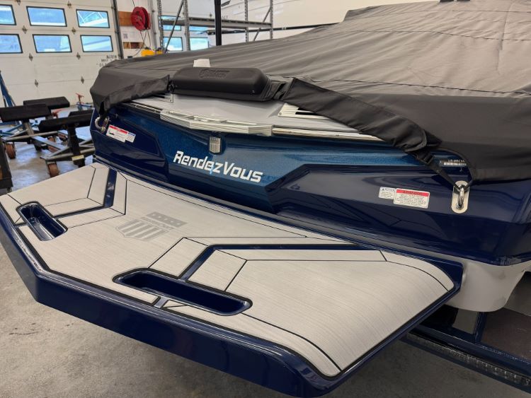 MasterCraft Prostar Fiberglass Waterfall Edges - Image 2