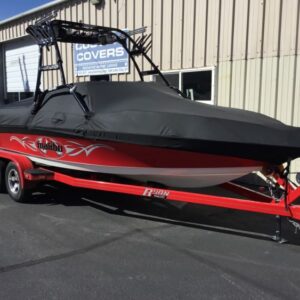 Malibu 21 VLX with Skylon Swoop tower