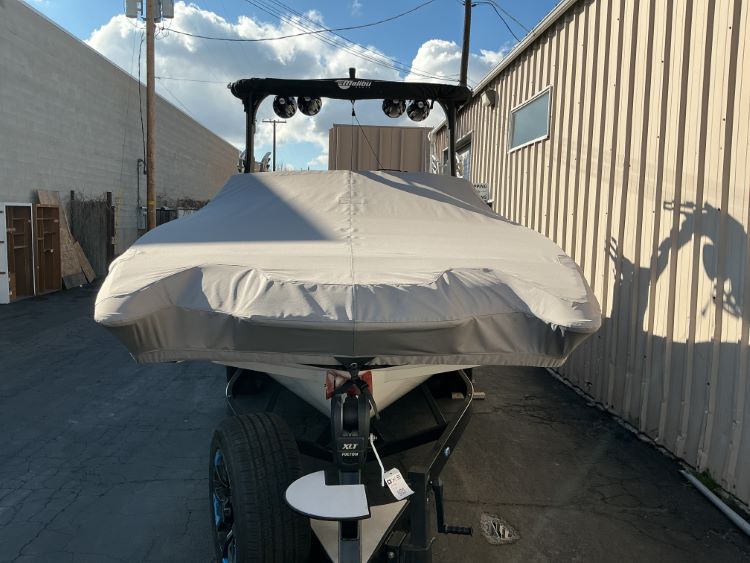 Malibu 24 MXZ Cinch Cover - Image 2