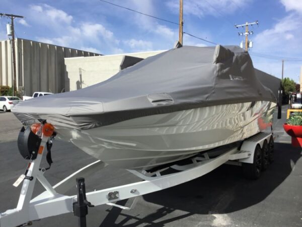 Centurion Fe25 with a DropZone Tower, FCTv3 bimini and Skylon SpringLock board racks - Image 5