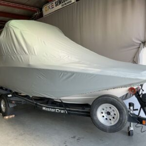 MasterCraft X25 with ZFT2 Tower Double Up Storage Cover